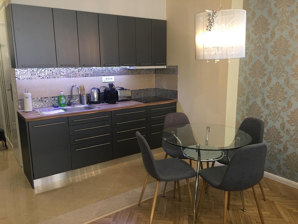 Paloma Apartment บูดาเปสต์ ภายนอก รูปภาพ